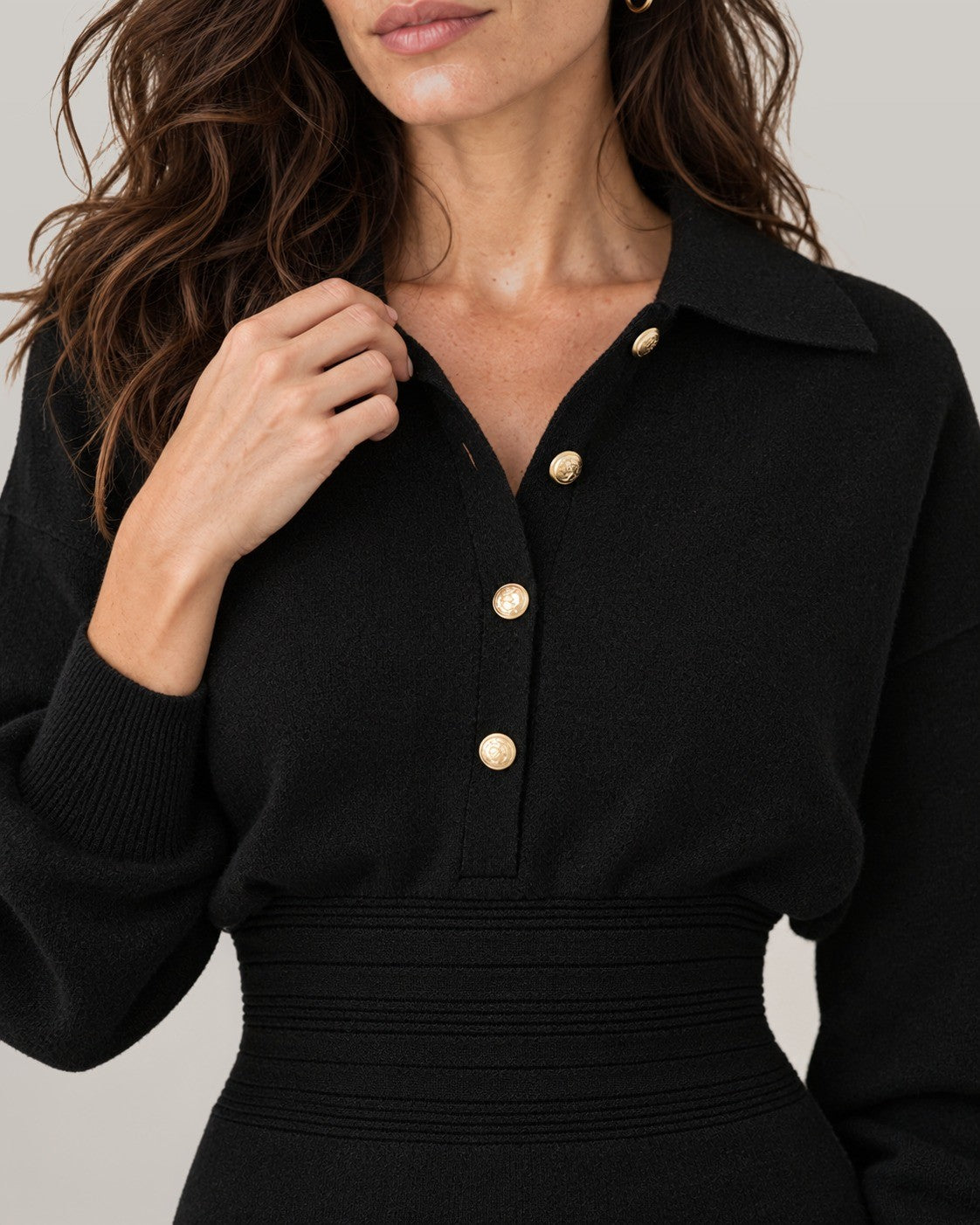 Cinched waist knit shirt dress in black, close-up detail